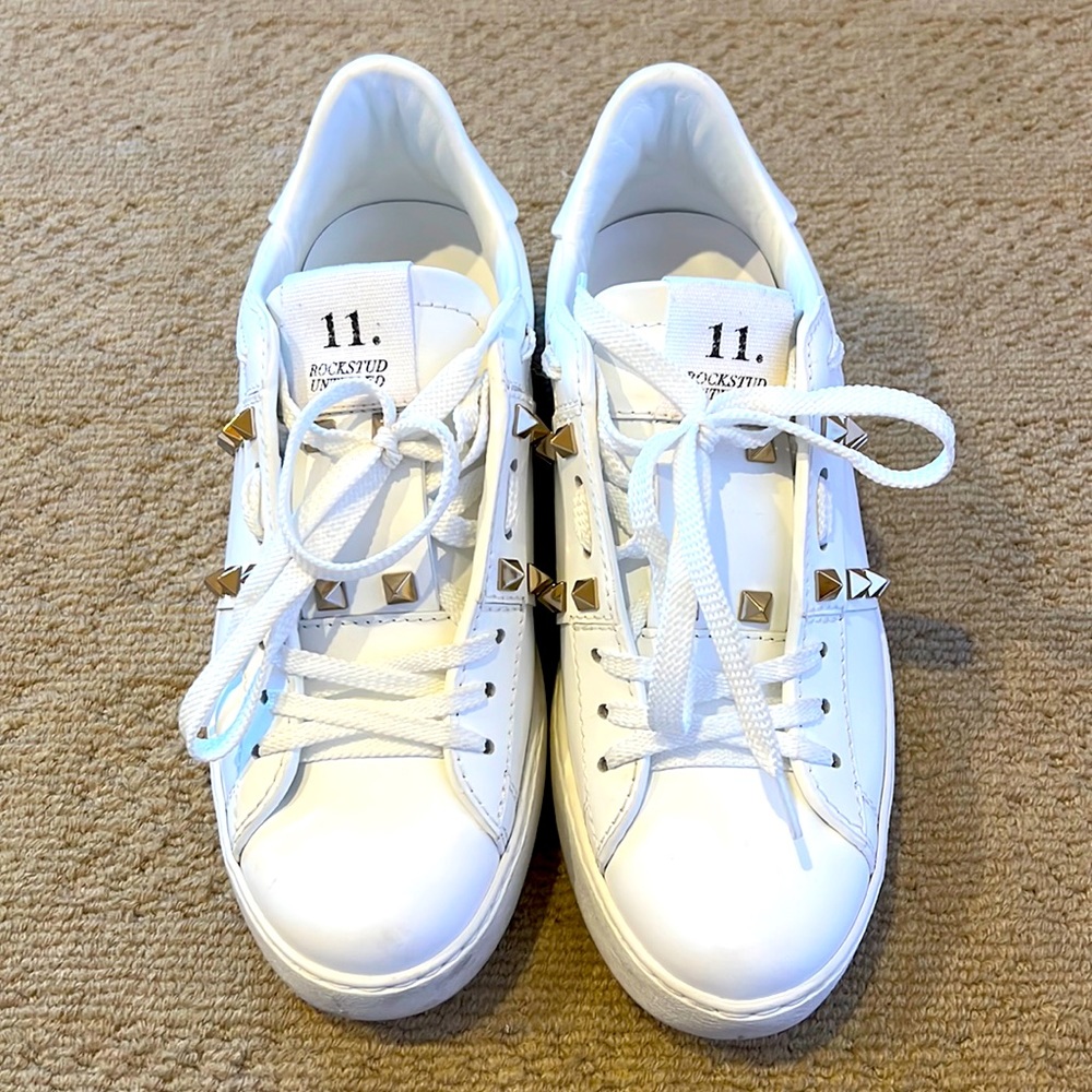 Valentino Stud sneakers